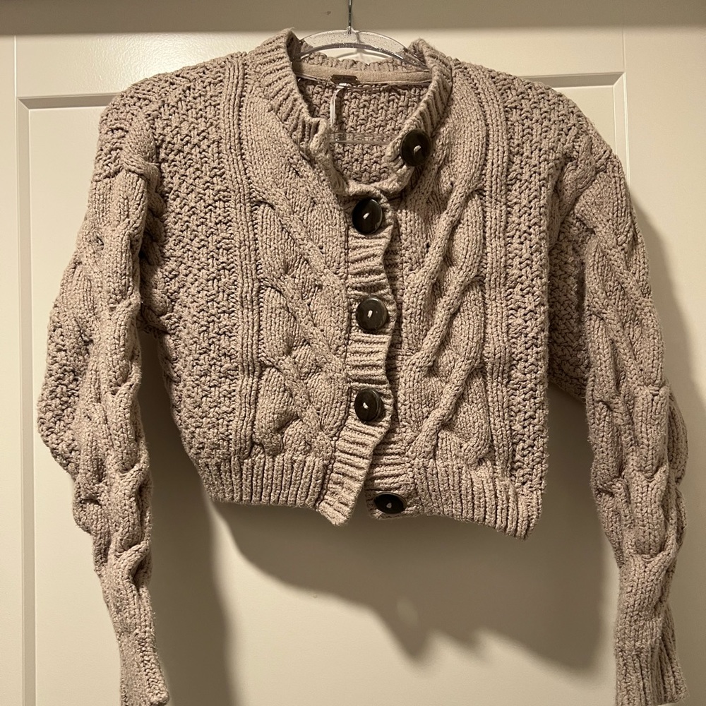 Free People Bonfire cardigan size small.
